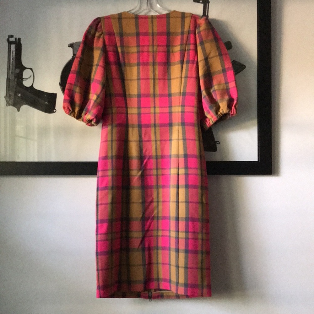 Plaid Puff-Sleeve Shift Dress in Pink & Tan - Picture 4 of 16